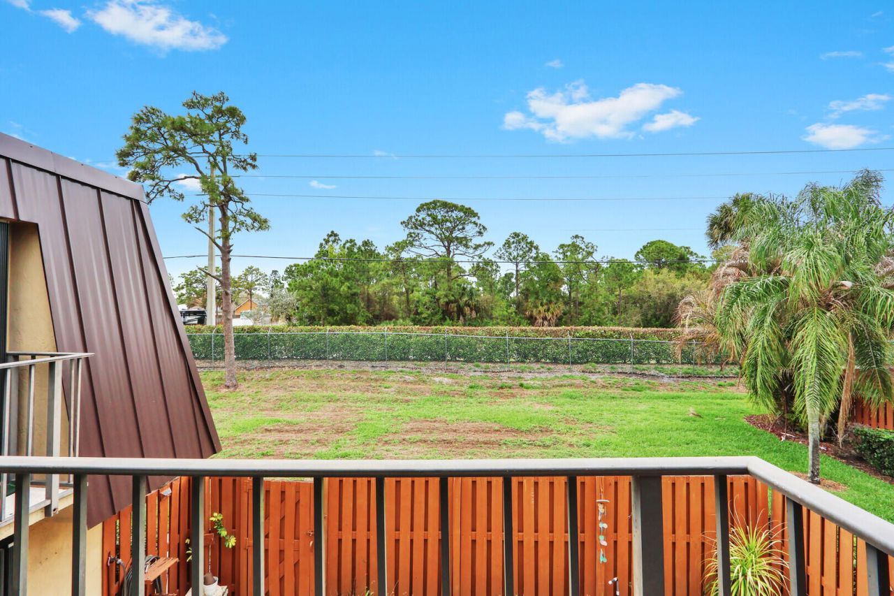 5627 SE Windsong Lane, Unit 514, Stuart, FL 34997 Photo