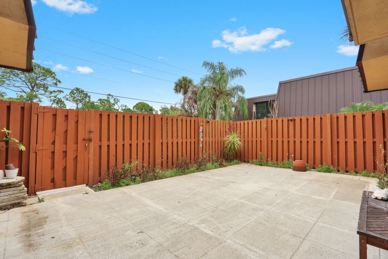 5627 SE Windsong Lane, Unit 514, Stuart, FL 34997 Photo