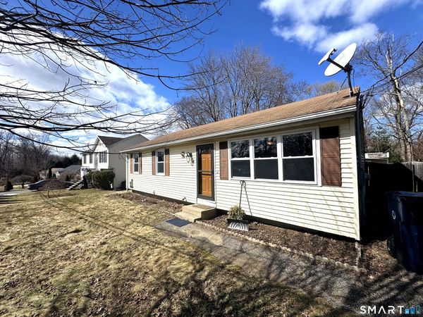 6 Evanoski, Plymouth, CT 06782