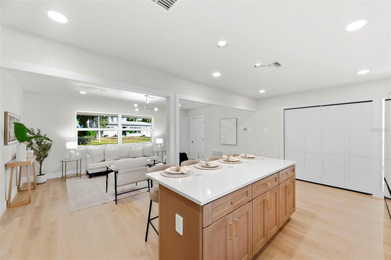 2860 64th Terrace S, Saint Petersburg, FL 33712 Photo