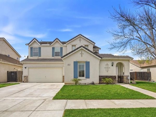 381 Honeybell Street, Los Banos, CA 93635