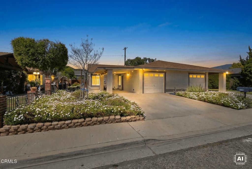 529 W Santa Barbara Street, Santa Paula, CA 93060 Main Photo