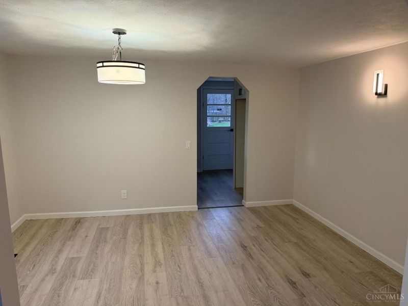 507 S Broadway Street, Williamsburg Twp, OH 45176 Photo 4