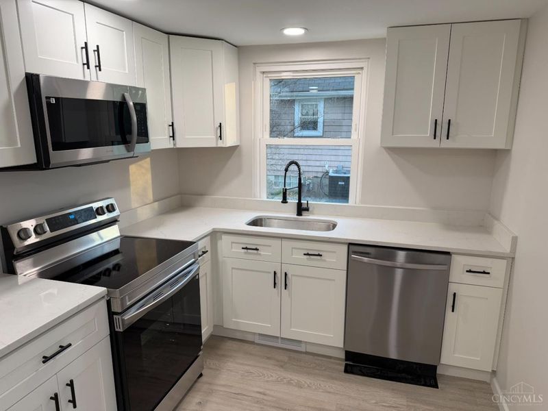 507 S Broadway Street, Williamsburg Twp, OH 45176 Photo 6