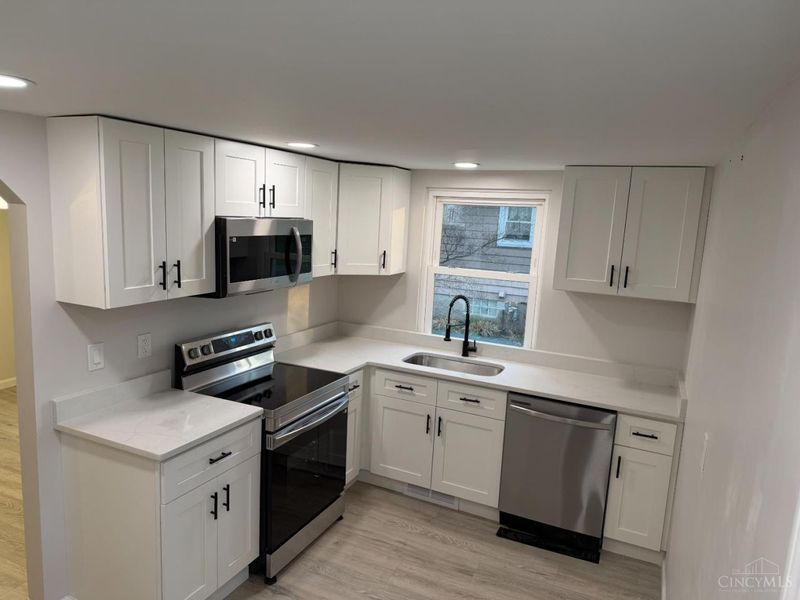 507 S Broadway Street, Williamsburg Twp, OH 45176 Photo 8