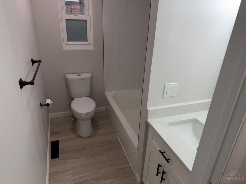 507 S Broadway Street, Williamsburg Twp, OH 45176 Photo 9