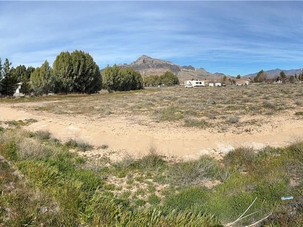 3380 Mason Drive, Unit 6, Pahrump, NV 89060