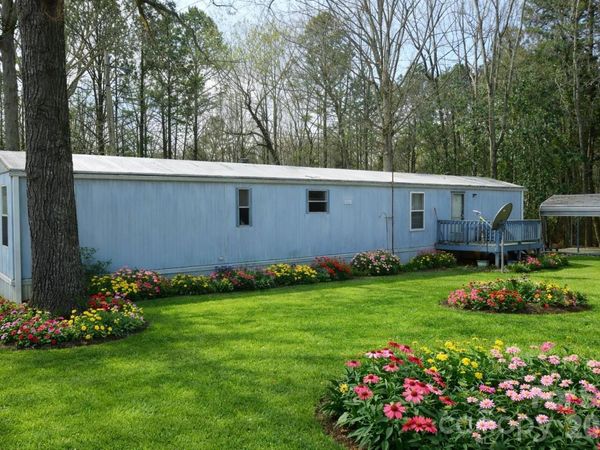 2285 Forest Hills Drive, Unit 18, Asheboro, NC 27205