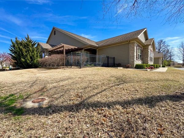 1015 Naphtali Boulevard , Bentonville, AR 72713