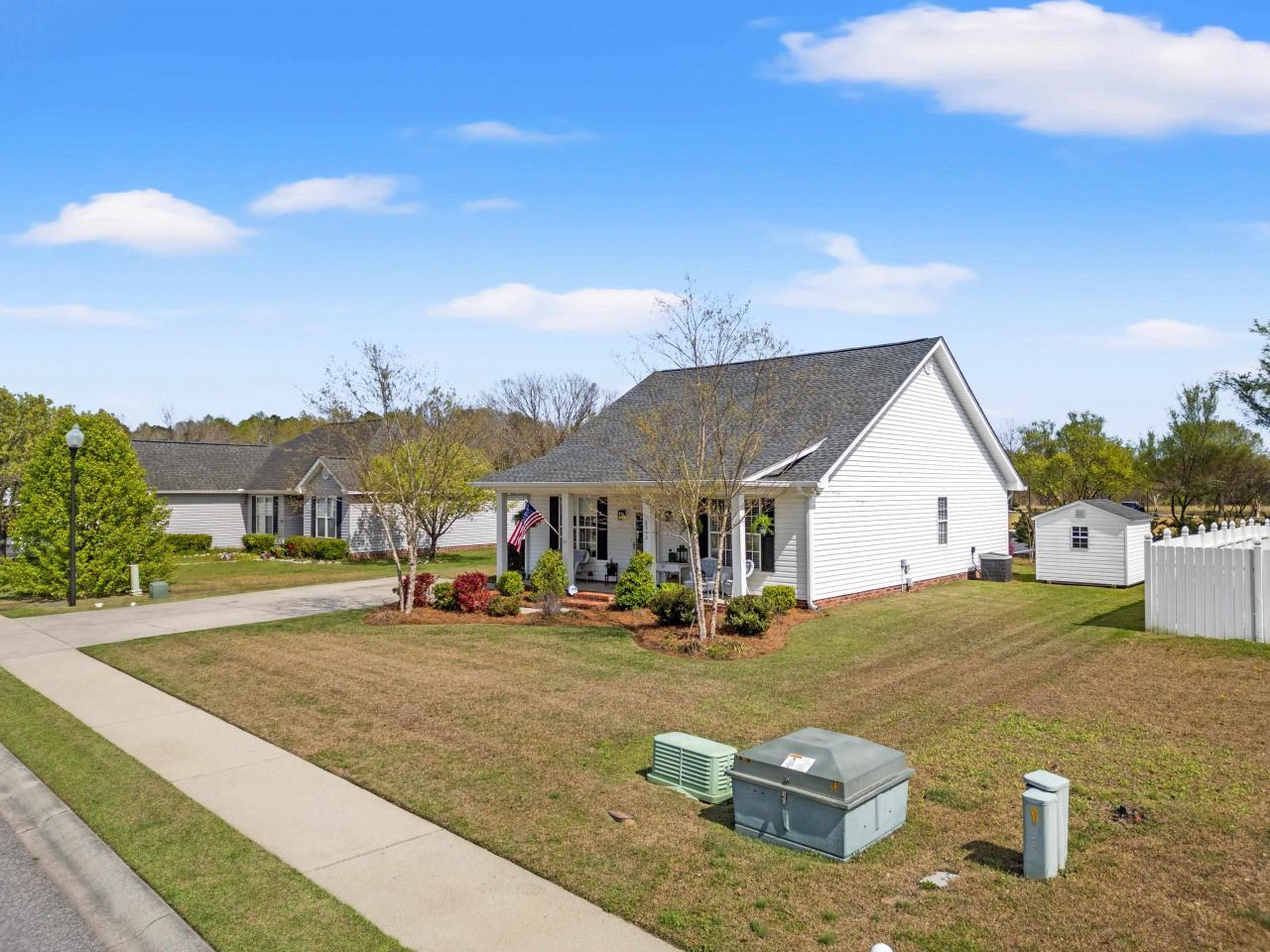 2612 Wood Creek Ln. Photo 2