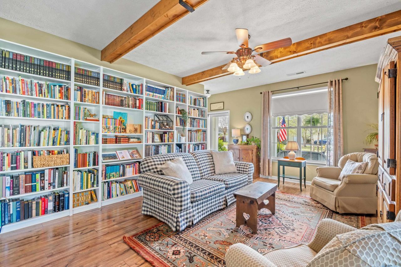 2612 Wood Creek Ln. Photo 7