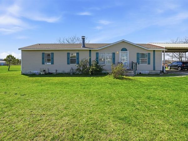 9121 Montana Street, Joshua, TX 76058