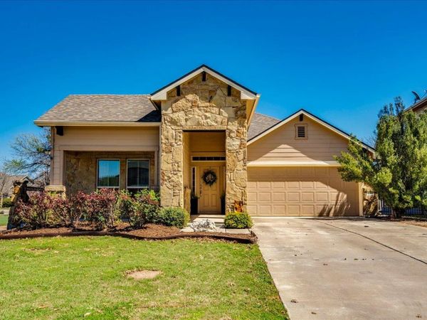 648 Cortona LN, Georgetown, TX 78628