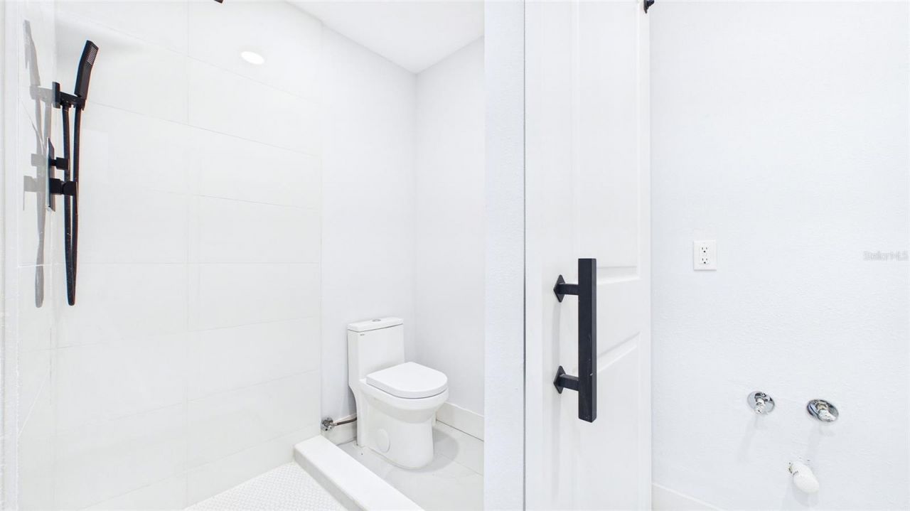 1778 New Hampshire Avenue Ne, Saint Petersburg, FL 33703 Photo