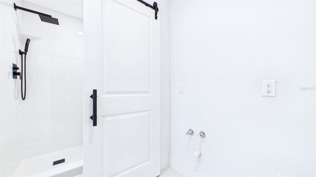 1778 New Hampshire Avenue Ne, Saint Petersburg, FL 33703 Photo