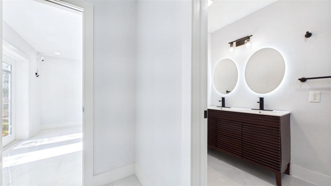 1778 New Hampshire Avenue Ne, Saint Petersburg, FL 33703 Photo