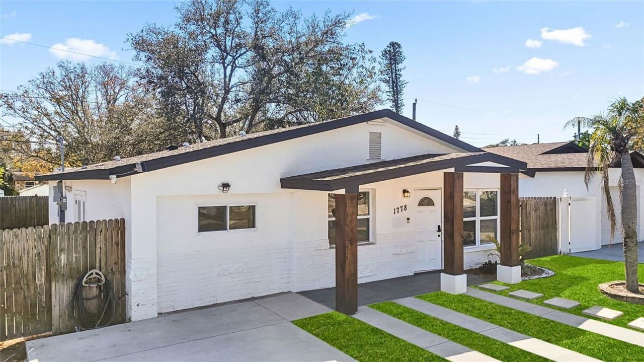 1778 New Hampshire Avenue Ne, Saint Petersburg, FL 33703 Photo