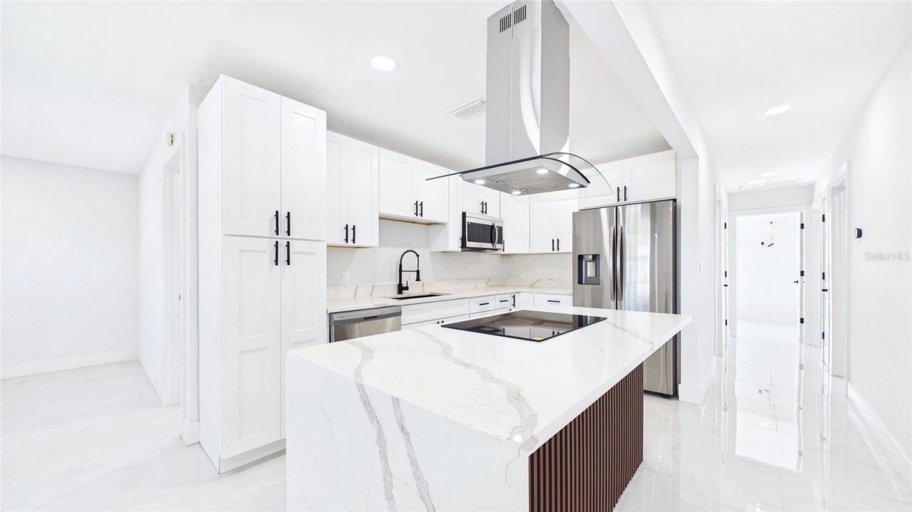 1778 New Hampshire Avenue Ne, Saint Petersburg, FL 33703 Photo