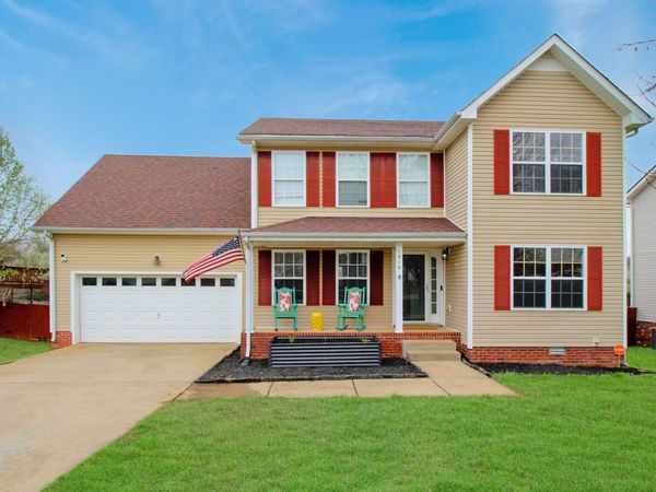 1315 Sunfield Dr, Clarksville, TN 37042