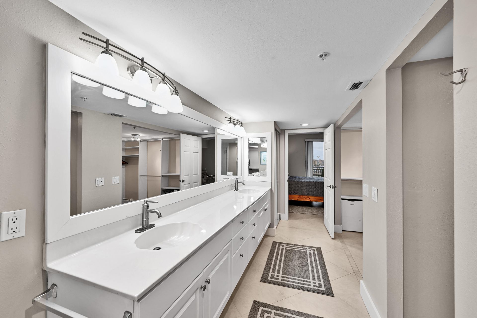 2880 NE 14th St Causeway, Unit 808, Pompano Beach, FL 33062 Photo