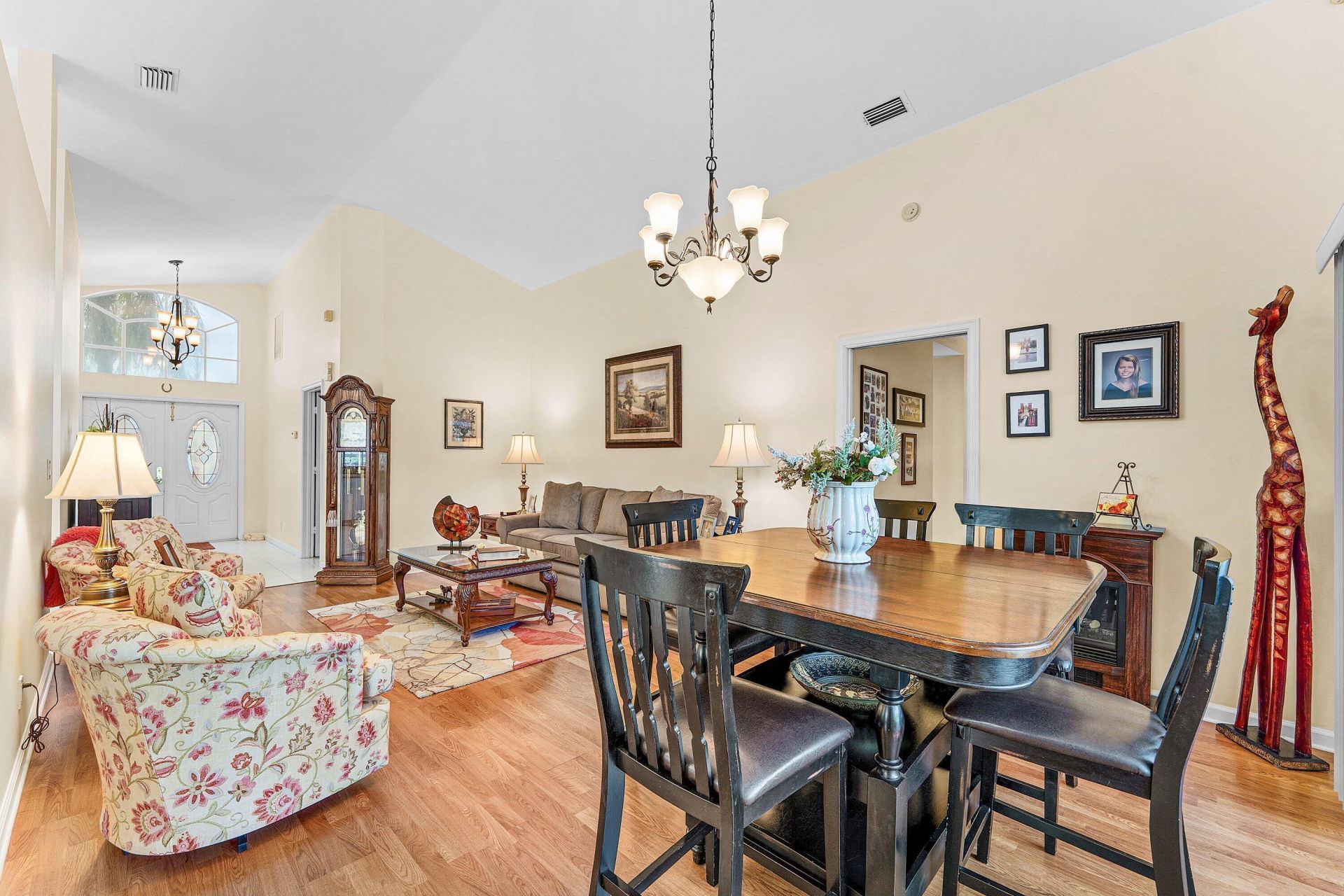 5097 Robino Circle, West Palm Beach, FL 33417 Photo