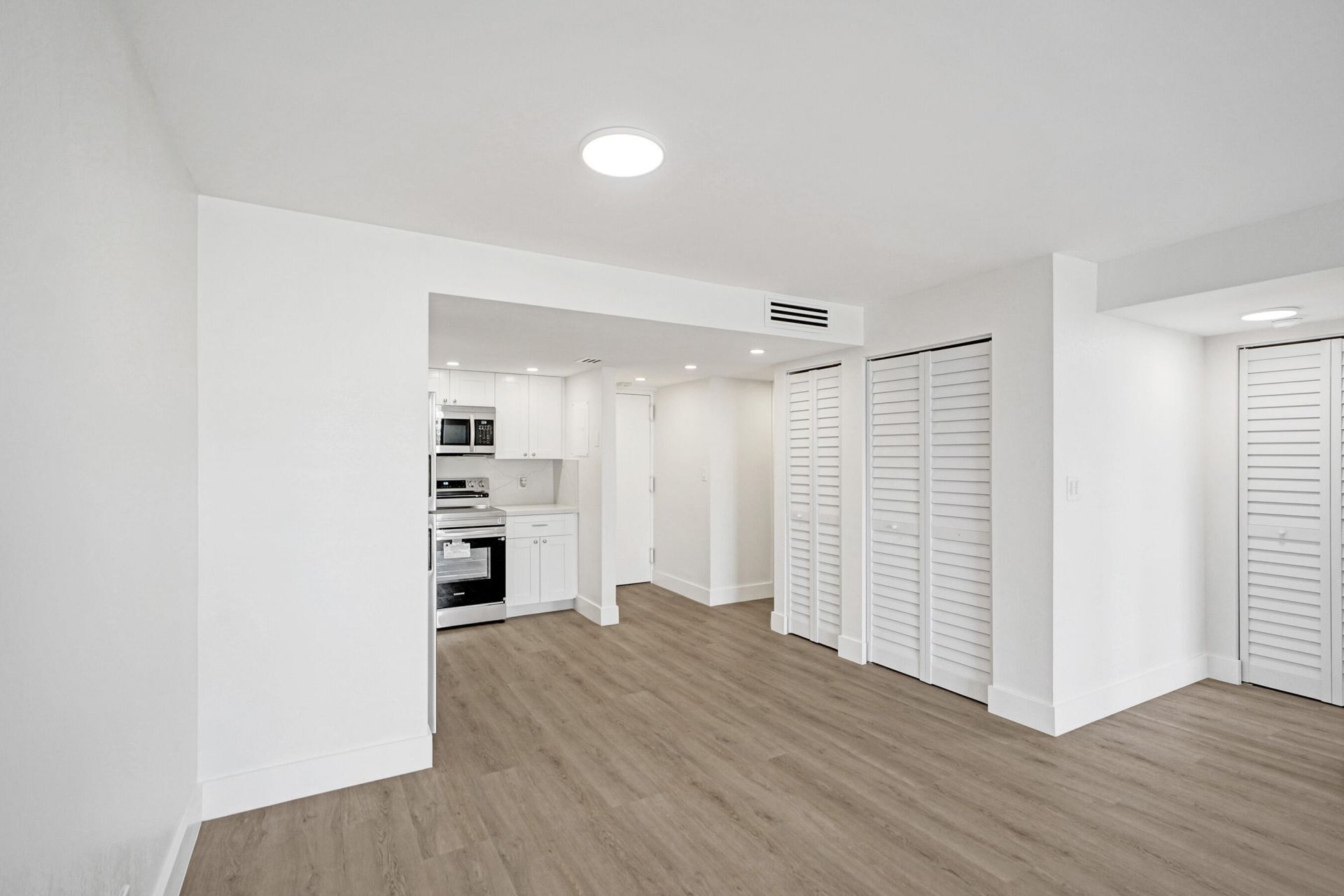 6195 Rock Island Road, Unit 413, Tamarac, FL 33319 Photo