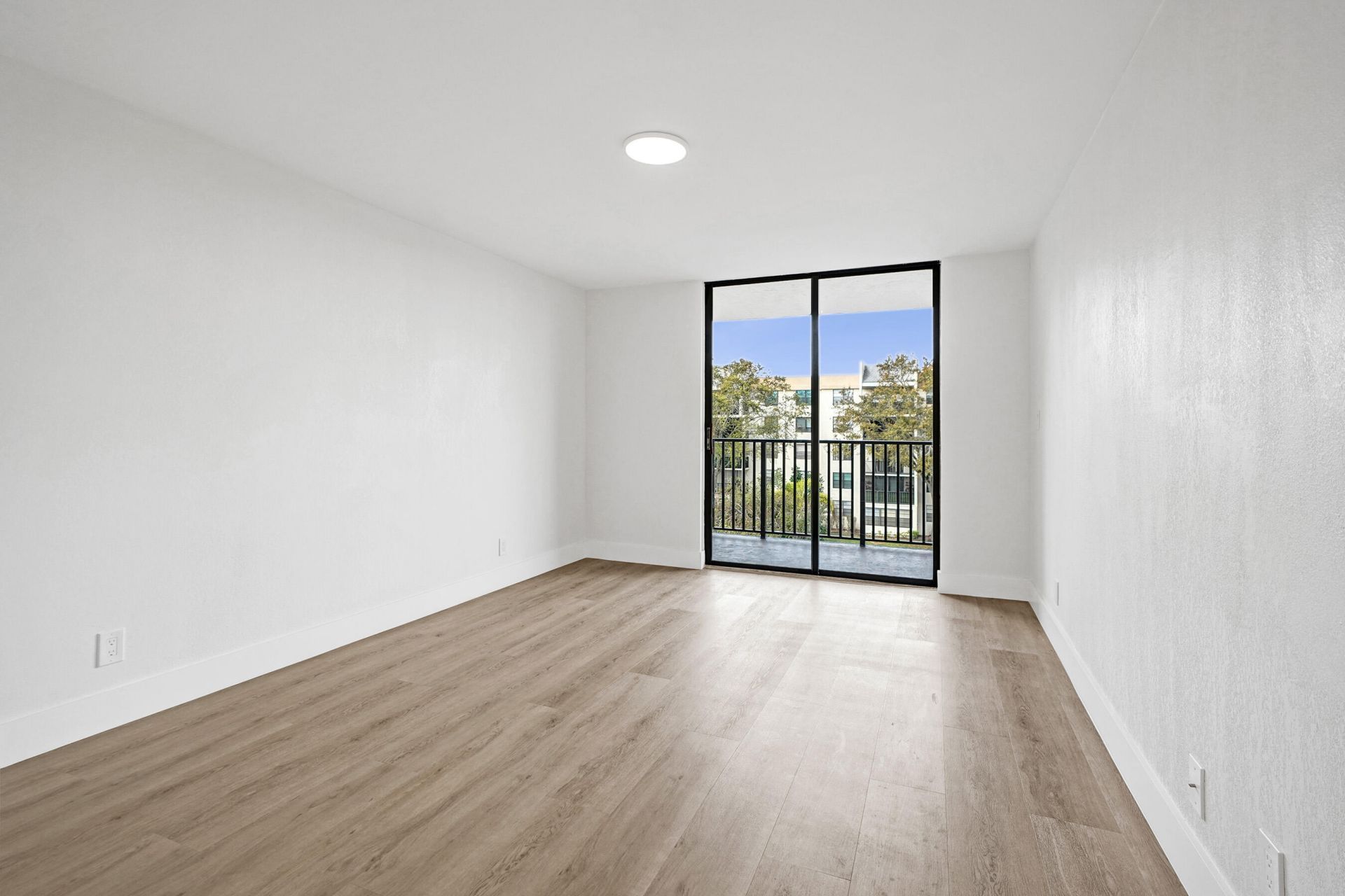 6195 Rock Island Road, Unit 413, Tamarac, FL 33319 Photo