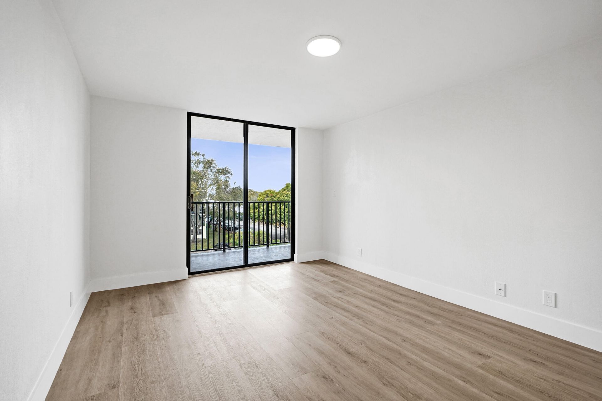 6195 Rock Island Road, Unit 413, Tamarac, FL 33319 Photo