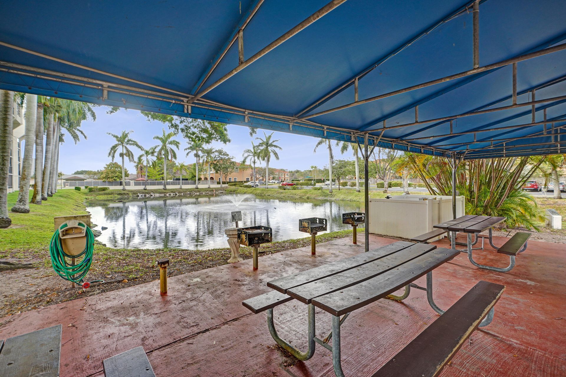 6195 Rock Island Road, Unit 413, Tamarac, FL 33319 Photo
