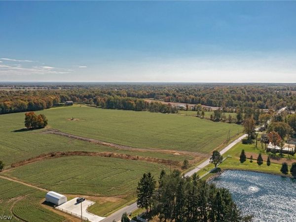 9310 Slagle Road, Garrettsville, OH 44231