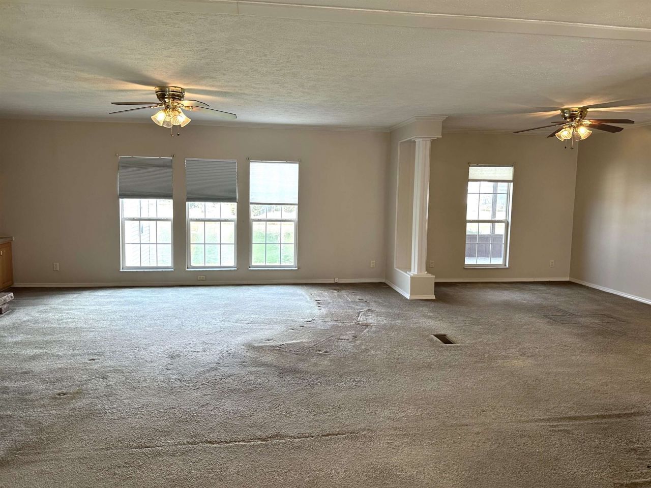 6595 Breezewood Blvd. Photo 18