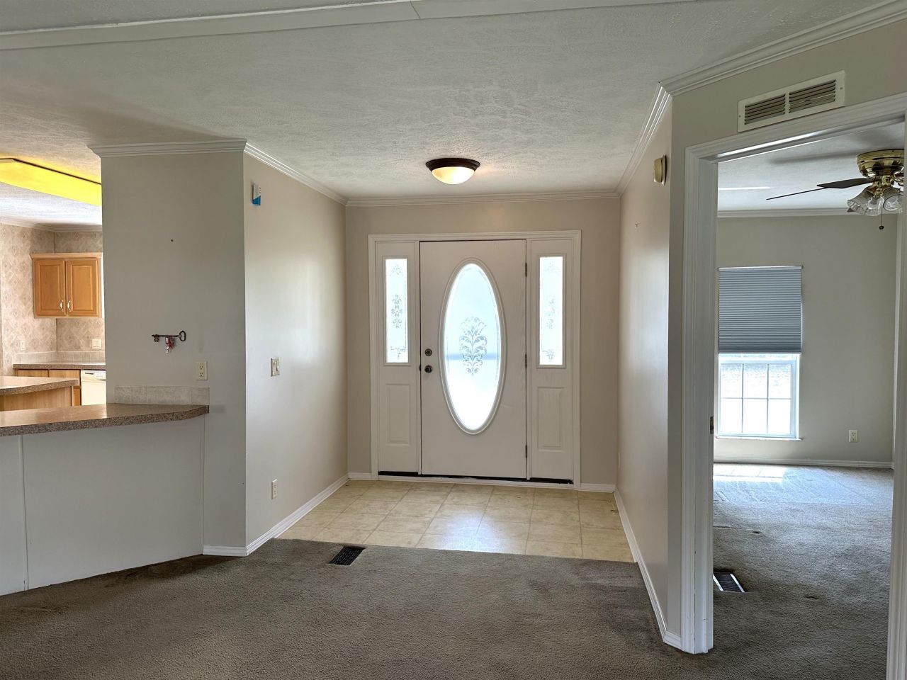 6595 Breezewood Blvd. Photo 22