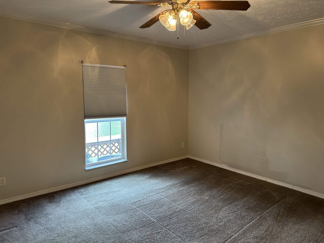 6595 Breezewood Blvd. Photo 38