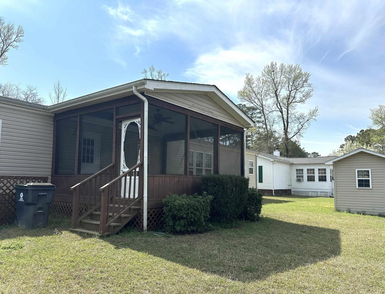 6595 Breezewood Blvd. Photo 46