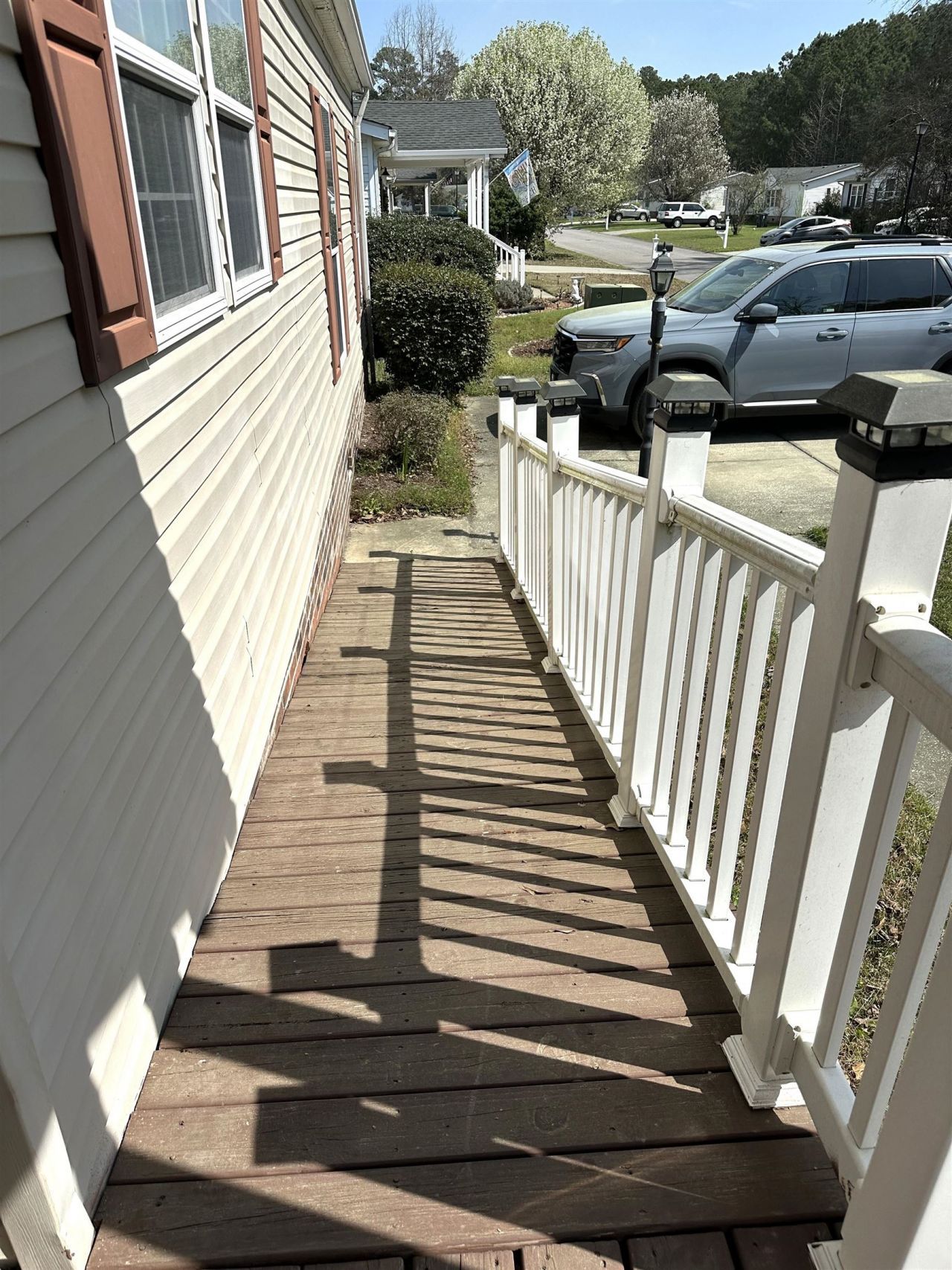 6595 Breezewood Blvd. Photo 52