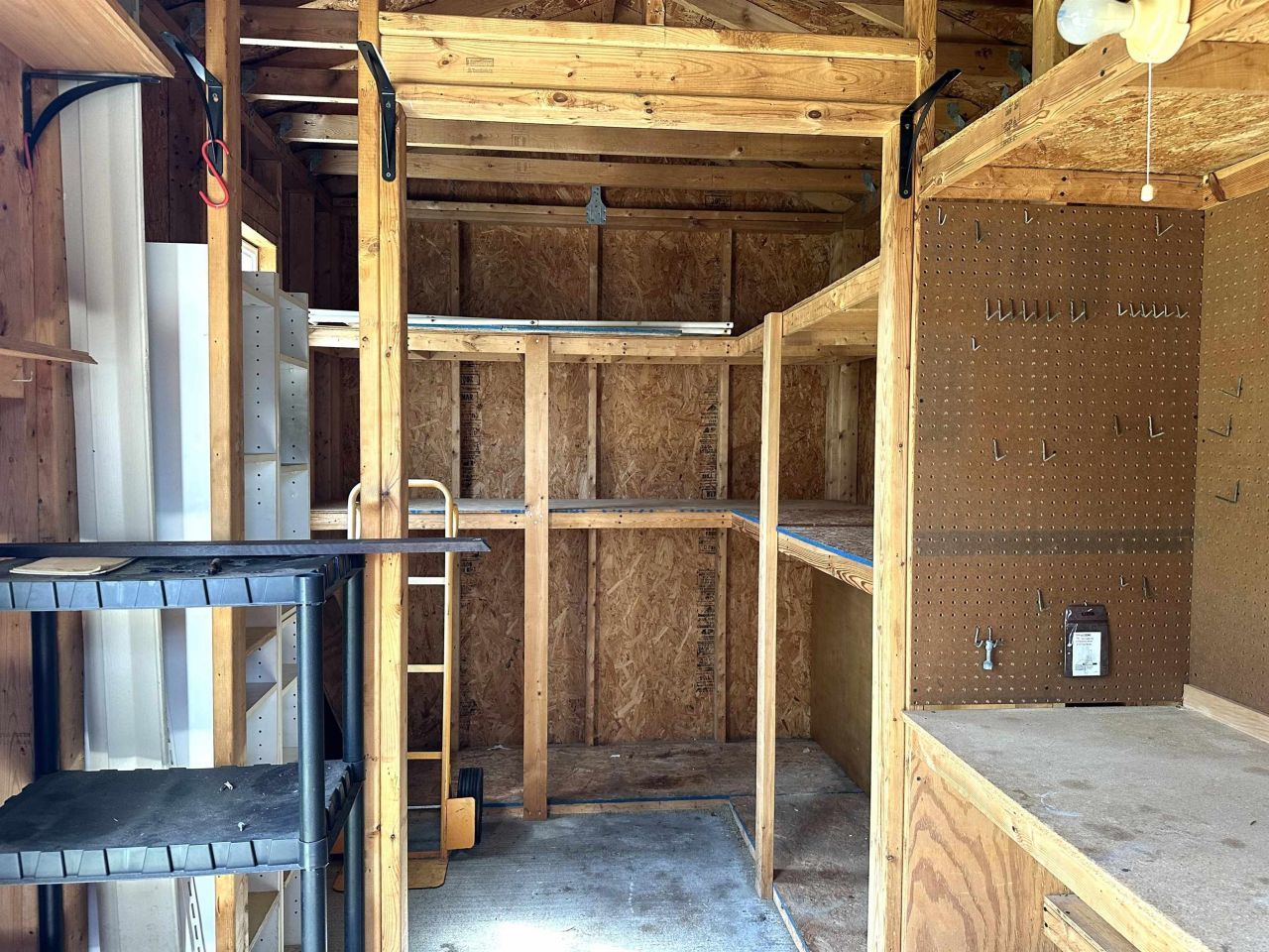 6595 Breezewood Blvd. Photo 56