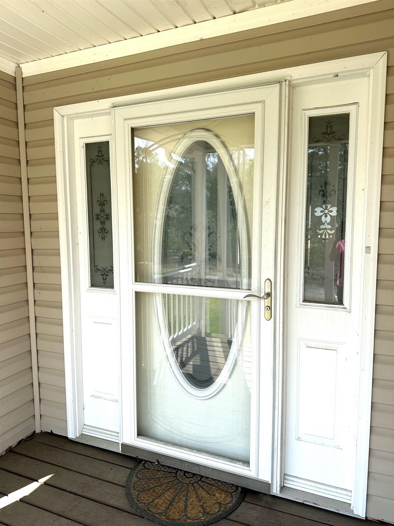 6595 Breezewood Blvd. Photo 6