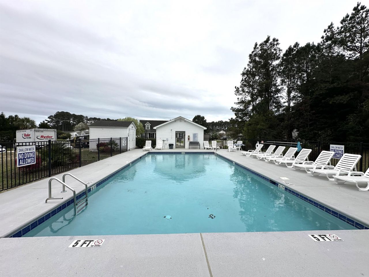 6595 Breezewood Blvd. Photo 61