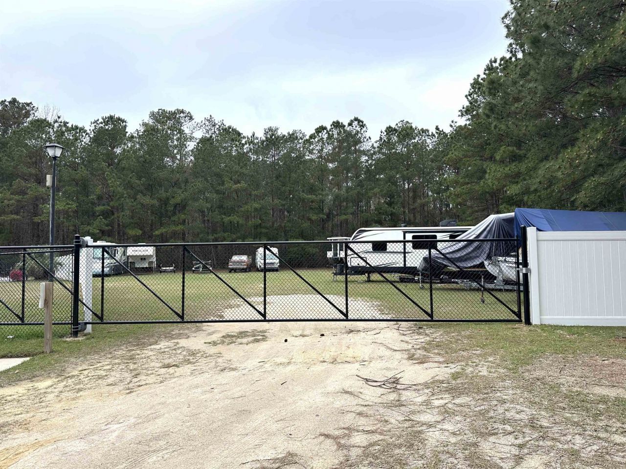 6595 Breezewood Blvd. Photo 63