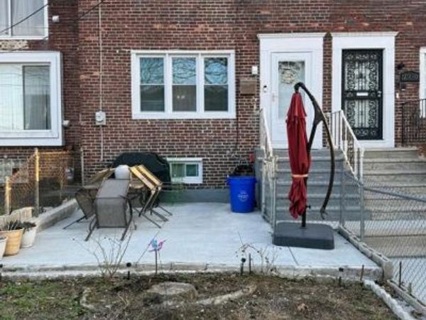 2932 CLINTON STREET, CAMDEN, NJ 08105