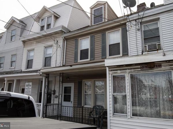 321 N 3RD STREET , POTTSVILLE, PA 17901