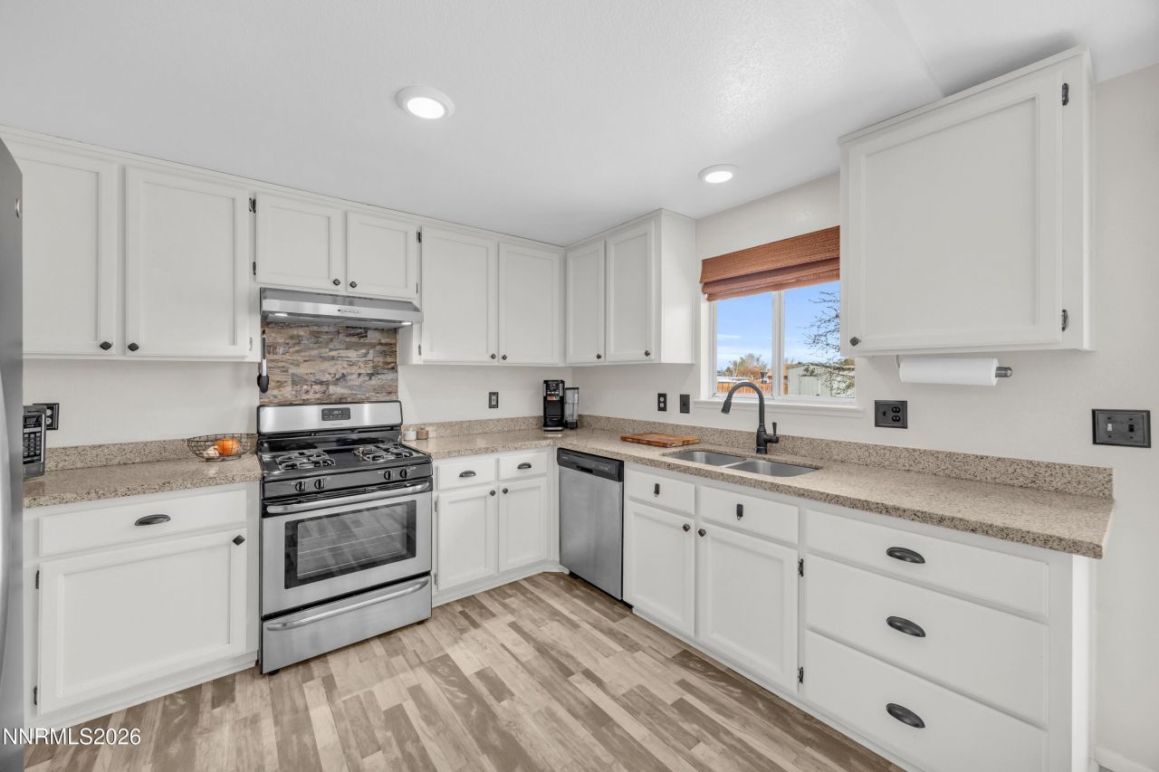 702 Ophir Court, Dayton, NV 89403 Photo