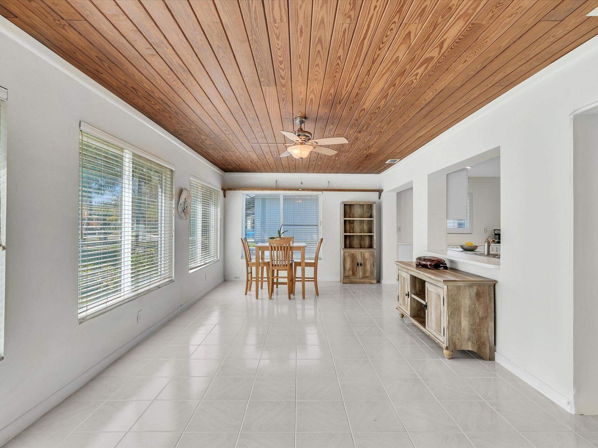 4504 NW 47th Terrace, Tamarac, FL 33319 Photo