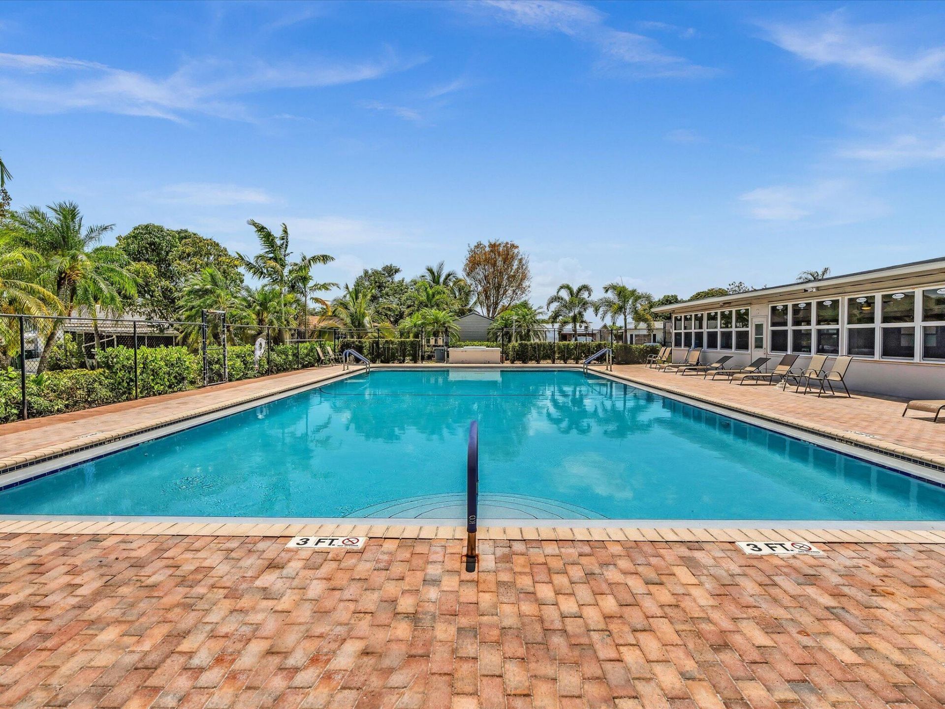 4504 NW 47th Terrace, Tamarac, FL 33319 Photo