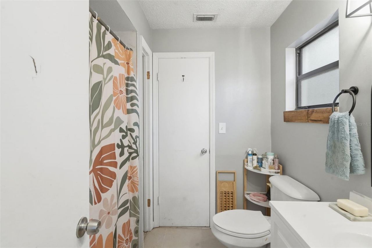 184 Quail Roost Street , Deltona, FL 32725 Photo