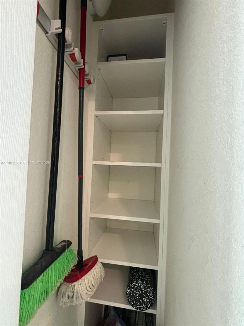 3337 W 105th Ter, Hialeah, FL 33018 Photo