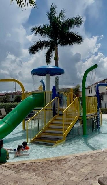 3337 W 105th Ter, Hialeah, FL 33018 Photo