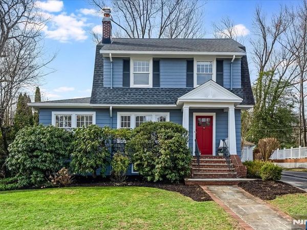 42 Carolin Road, MONTCLAIR, NJ 07043