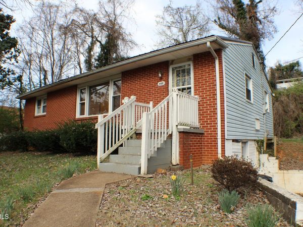 3988 Memorial Boulevard, Kingsport, TN 37664