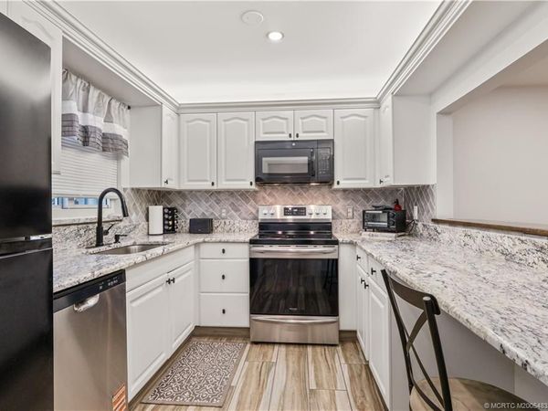 2950 SE Ocean Boulevard, Unit 58-5, Stuart, FL 34996